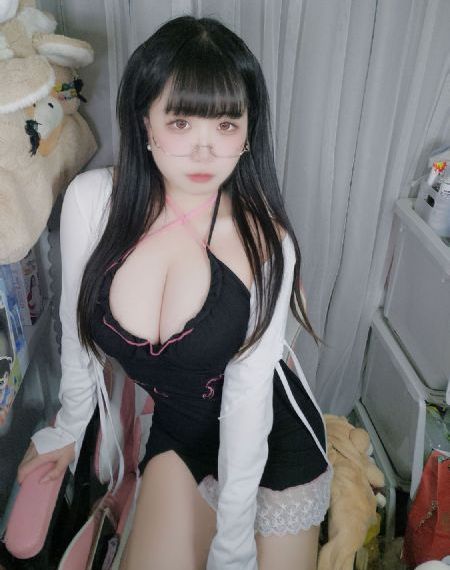 《相亲对象是自己的学生》