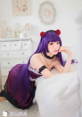 纯洁的轮舞曲在线观看