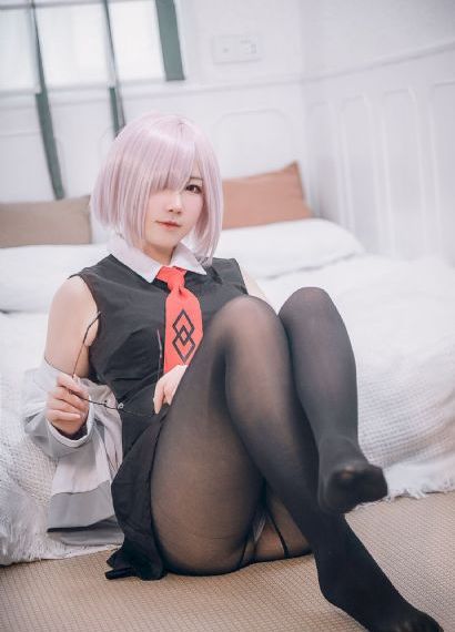 诱惑我的邻家美女姐姐