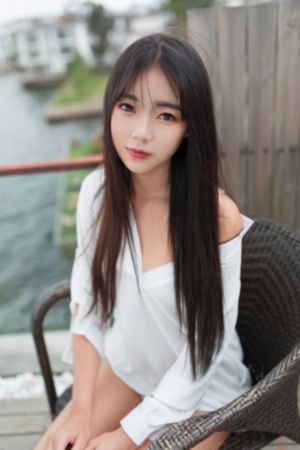 埃罗芒阿老师