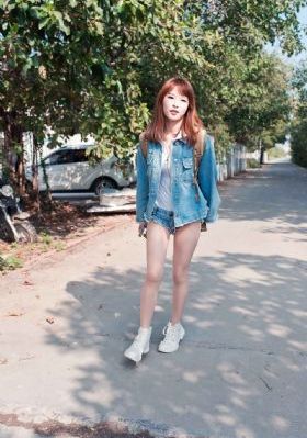 受辱教师娇妻呻吟交换电影