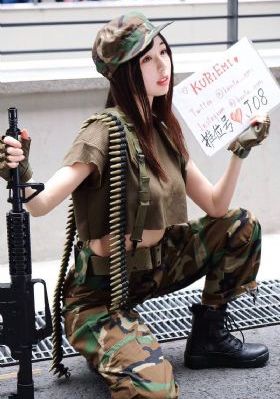 意大利《酒店服务生》